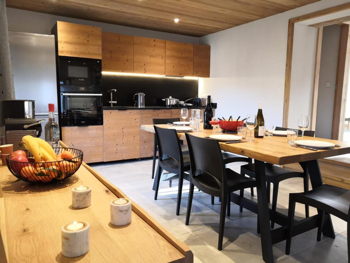 Chez Leon, Jacuzzi Et Sauna Des Le 1Er Septembre 2025 Samoens Bagian luar foto